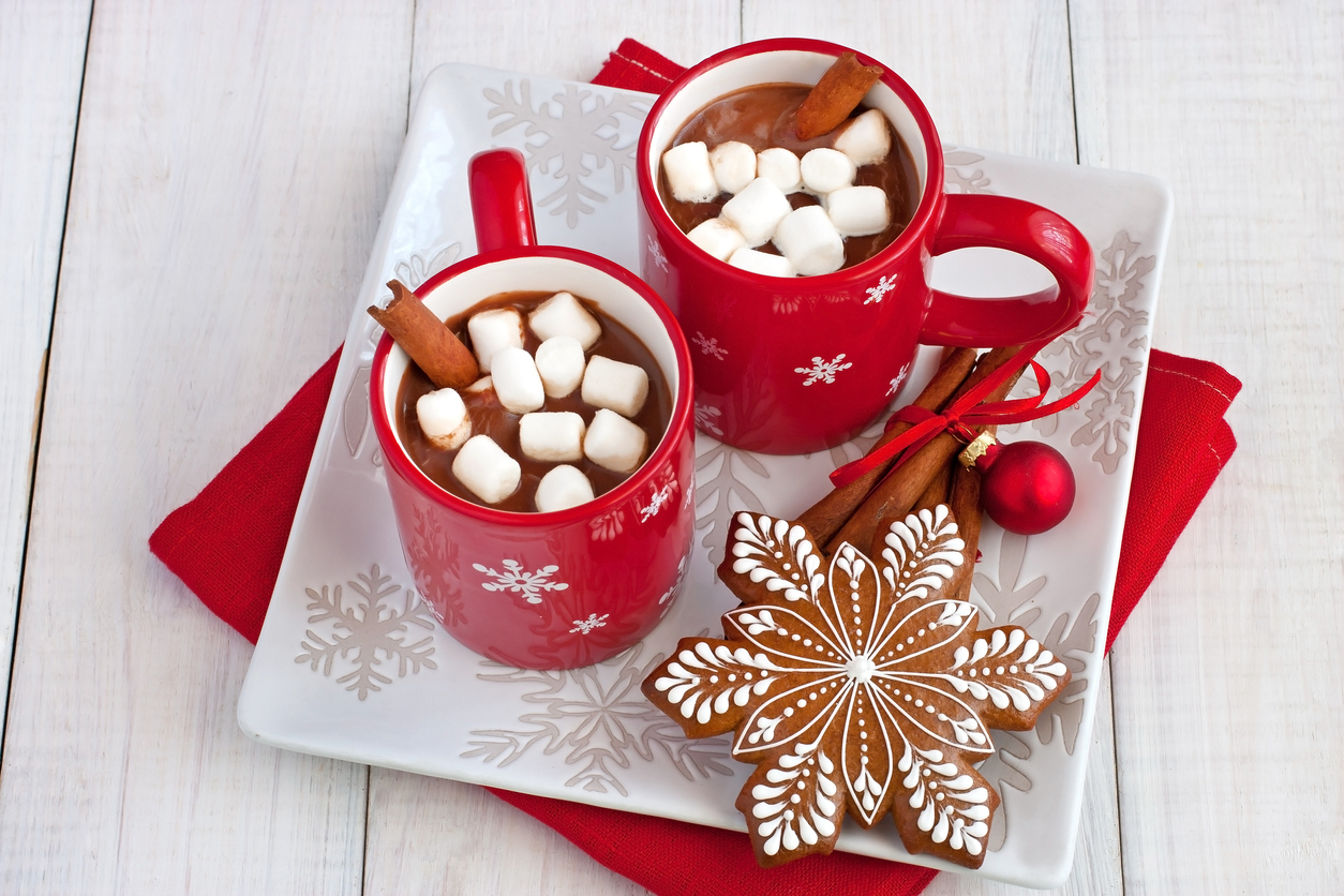Hot chocolate & cookies